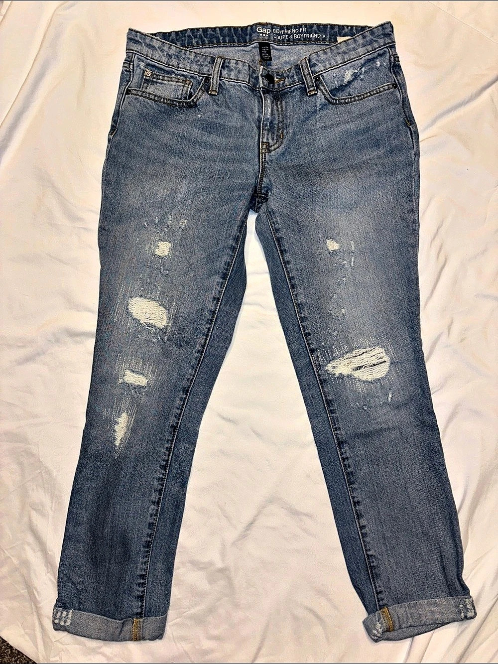 GAP Boyfriend Fit Distressed Jeans Women’s 8 29R Light Wash Cuffed Denim